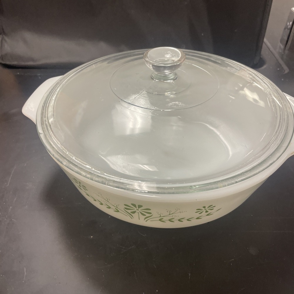 GLASBAKE Vintage 2 Quart Casserole Dish with Lid Green Daisy Milk Glass